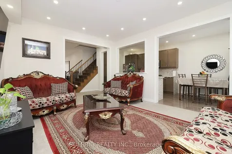 7 Callandar Road Brampton ON L7A 4V1