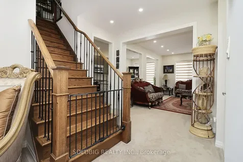 7 Callandar Road Brampton ON L7A 4V1