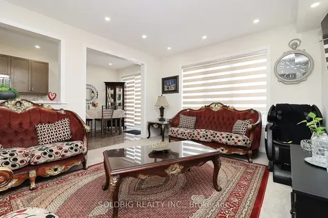 7 Callandar Road Brampton ON L7A 4V1