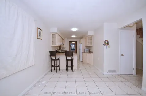 34 Banting Crescent Brampton ON L6Y 2K9