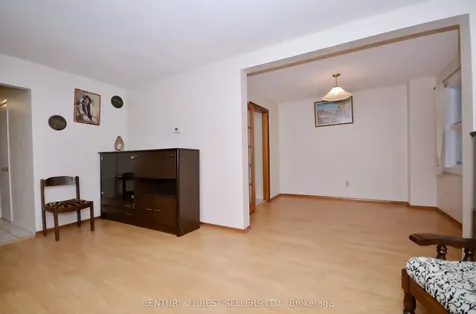 34 Banting Crescent Brampton ON L6Y 2K9