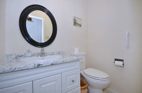 34 Banting Crescent Brampton ON L6Y 2K9