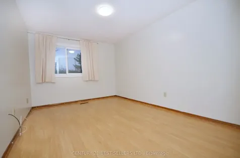 34 Banting Crescent Brampton ON L6Y 2K9