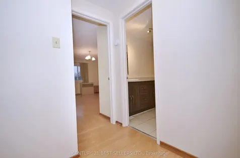 34 Banting Crescent Brampton ON L6Y 2K9