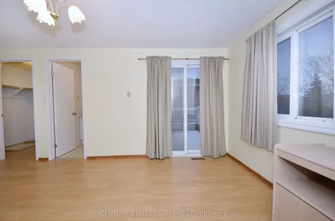 34 Banting Crescent Brampton ON L6Y 2K9