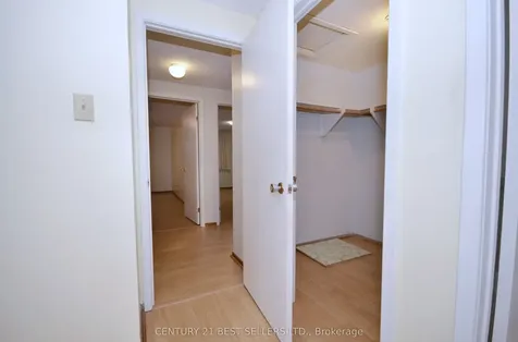 34 Banting Crescent Brampton ON L6Y 2K9