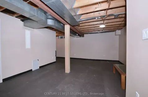 34 Banting Crescent Brampton ON L6Y 2K9