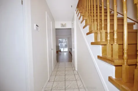 34 Banting Crescent Brampton ON L6Y 2K9