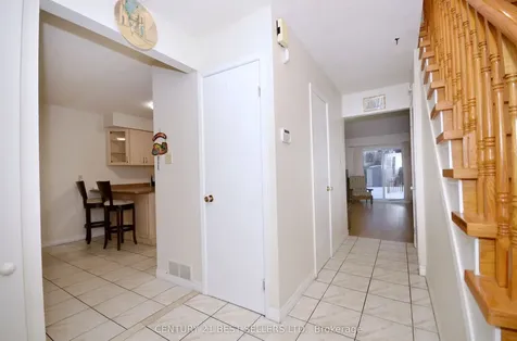 34 Banting Crescent Brampton ON L6Y 2K9