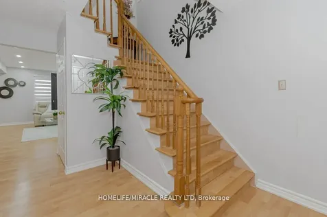 66 Ebby Avenue Brampton ON L6Z 3T5