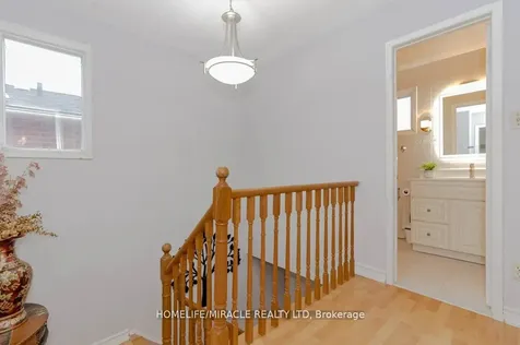 66 Ebby Avenue Brampton ON L6Z 3T5