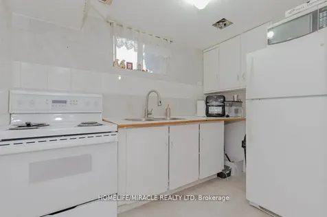 66 Ebby Avenue Brampton ON L6Z 3T5