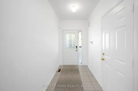 1768 Lampman Avenue Burlington ON L7L 7L4