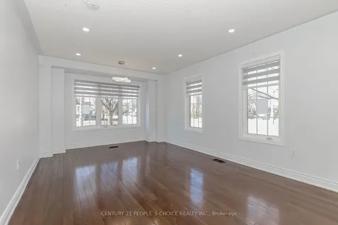 29 Jessop Drive Brampton ON L7A 3M8