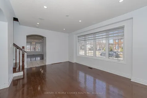 29 Jessop Drive Brampton ON L7A 3M8