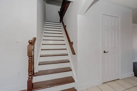 29 Jessop Drive Brampton ON L7A 3M8