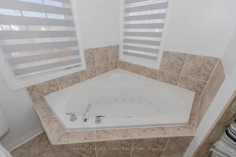 29 Jessop Drive Brampton ON L7A 3M8