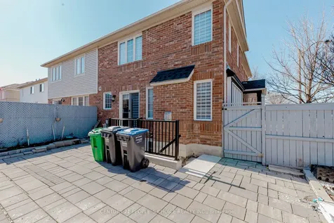 29 Jessop Drive Brampton ON L7A 3M8