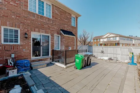 29 Jessop Drive Brampton ON L7A 3M8