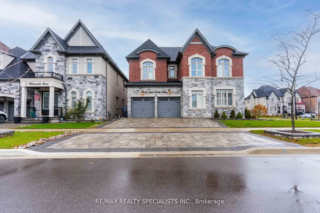 30 Trail Rider Drive Brampton ON L6P 4M4