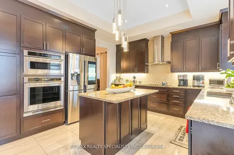 30 Trail Rider Drive Brampton ON L6P 4M4