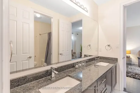 30 Trail Rider Drive Brampton ON L6P 4M4