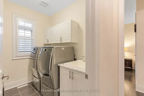 30 Trail Rider Drive Brampton ON L6P 4M4