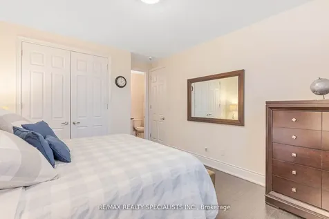 30 Trail Rider Drive Brampton ON L6P 4M4