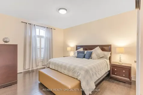 30 Trail Rider Drive Brampton ON L6P 4M4