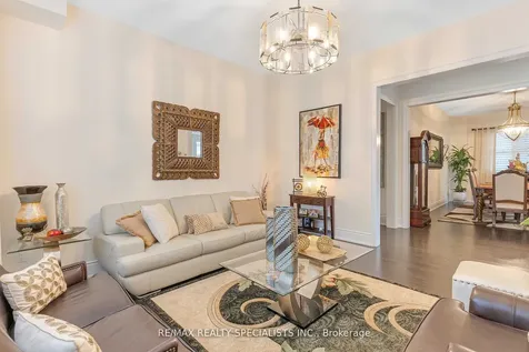 30 Trail Rider Drive Brampton ON L6P 4M4