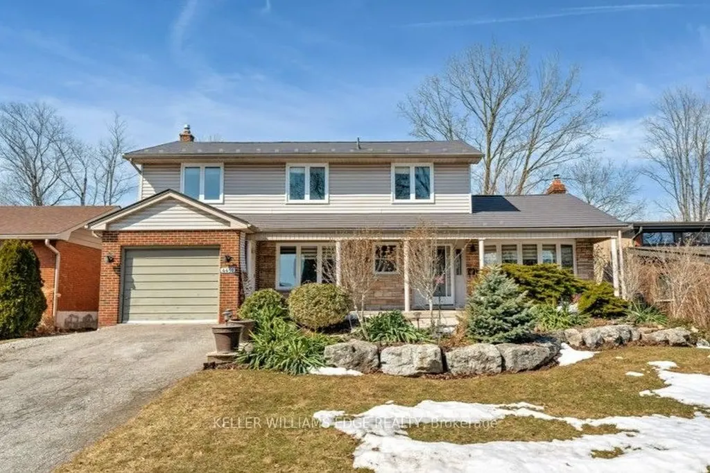 4451 Cosburn Crescent Burlington ON L7L 1S4