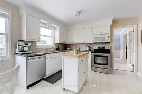 4471 Tremineer Avenue Burlington ON L7L 1H8