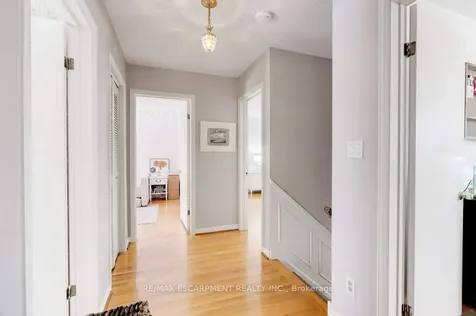 4471 Tremineer Avenue Burlington ON L7L 1H8