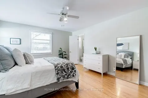 4471 Tremineer Avenue Burlington ON L7L 1H8