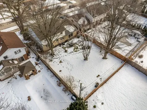 4471 Tremineer Avenue Burlington ON L7L 1H8