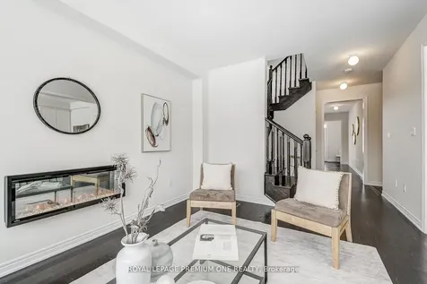 27 Sapwood Crescent Brampton ON L6Z 0K8