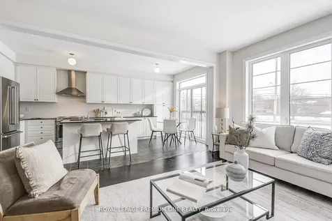 27 Sapwood Crescent Brampton ON L6Z 0K8