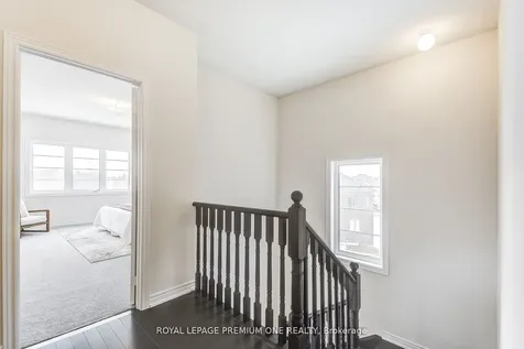 27 Sapwood Crescent Brampton ON L6Z 0K8