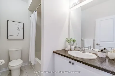 27 Sapwood Crescent Brampton ON L6Z 0K8