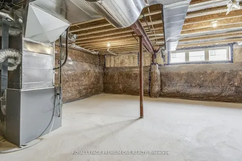 27 Sapwood Crescent Brampton ON L6Z 0K8