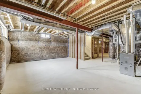 27 Sapwood Crescent Brampton ON L6Z 0K8