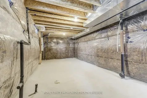 27 Sapwood Crescent Brampton ON L6Z 0K8