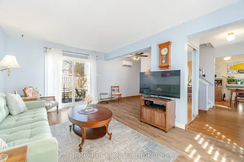 4 Hercules Court Brampton ON L6S 1X6