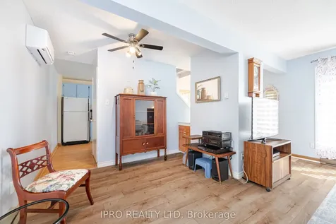 4 Hercules Court Brampton ON L6S 1X6