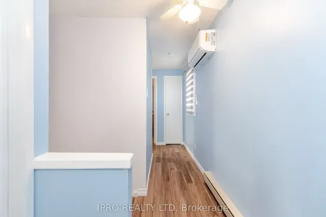 4 Hercules Court Brampton ON L6S 1X6