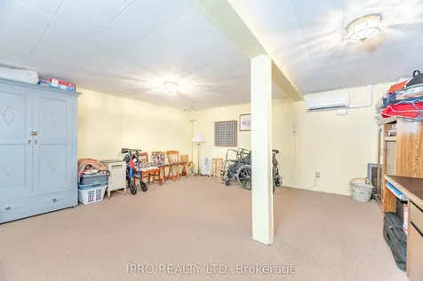 4 Hercules Court Brampton ON L6S 1X6