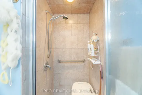 4 Hercules Court Brampton ON L6S 1X6