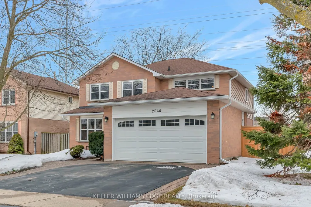 2060 Hunters Wood Drive Burlington ON L7M 2V2