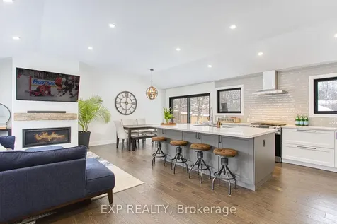 409 Erindale Drive Burlington ON L7L 4T3