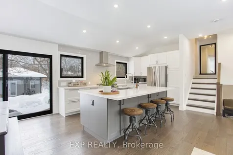 409 Erindale Drive Burlington ON L7L 4T3